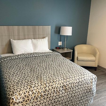 Woodspring Suites Winston-Salem Near Hanes Mall Екстериор снимка