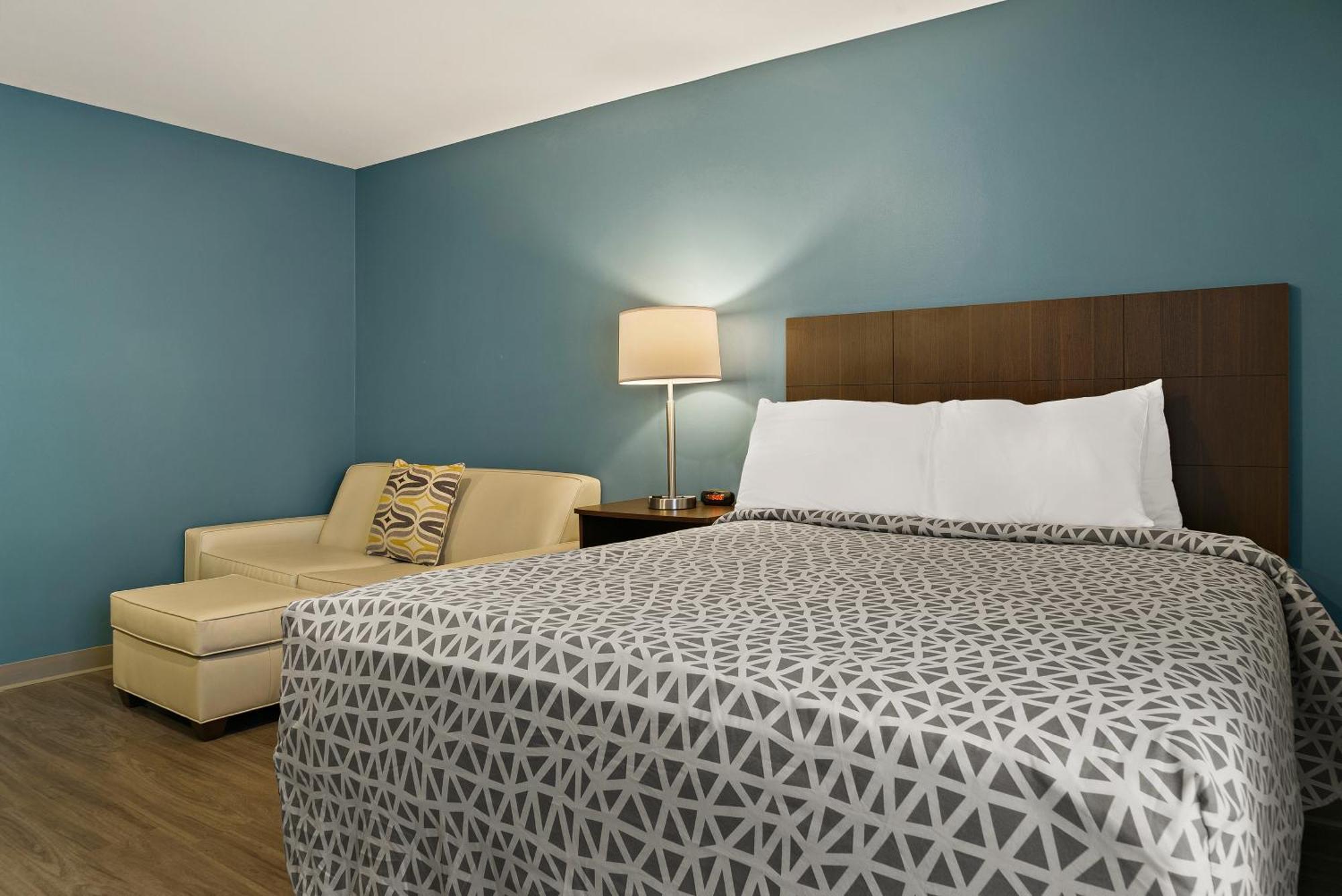 Woodspring Suites Winston-Salem Near Hanes Mall Екстериор снимка