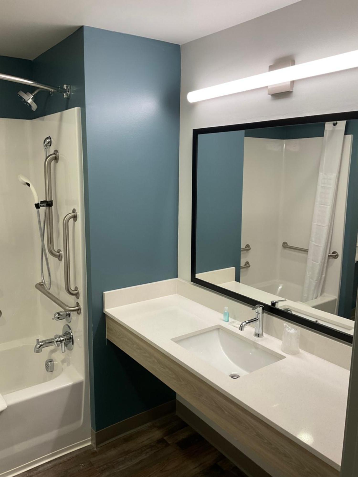 Woodspring Suites Winston-Salem Near Hanes Mall Екстериор снимка